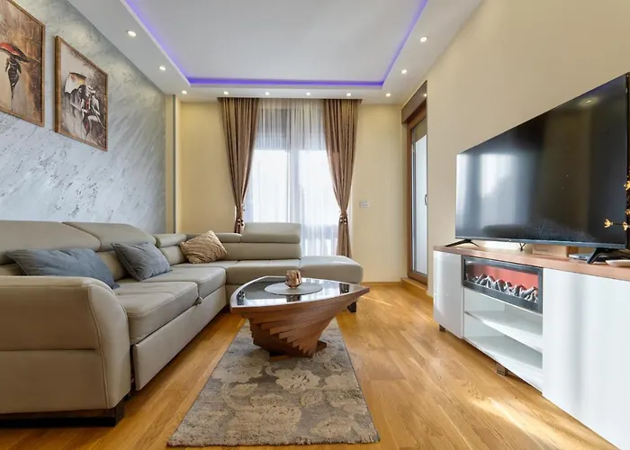 Stek Hills 아파트 *