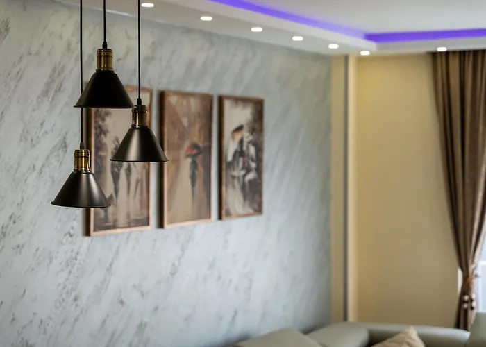 Stek Hills 즐라티보